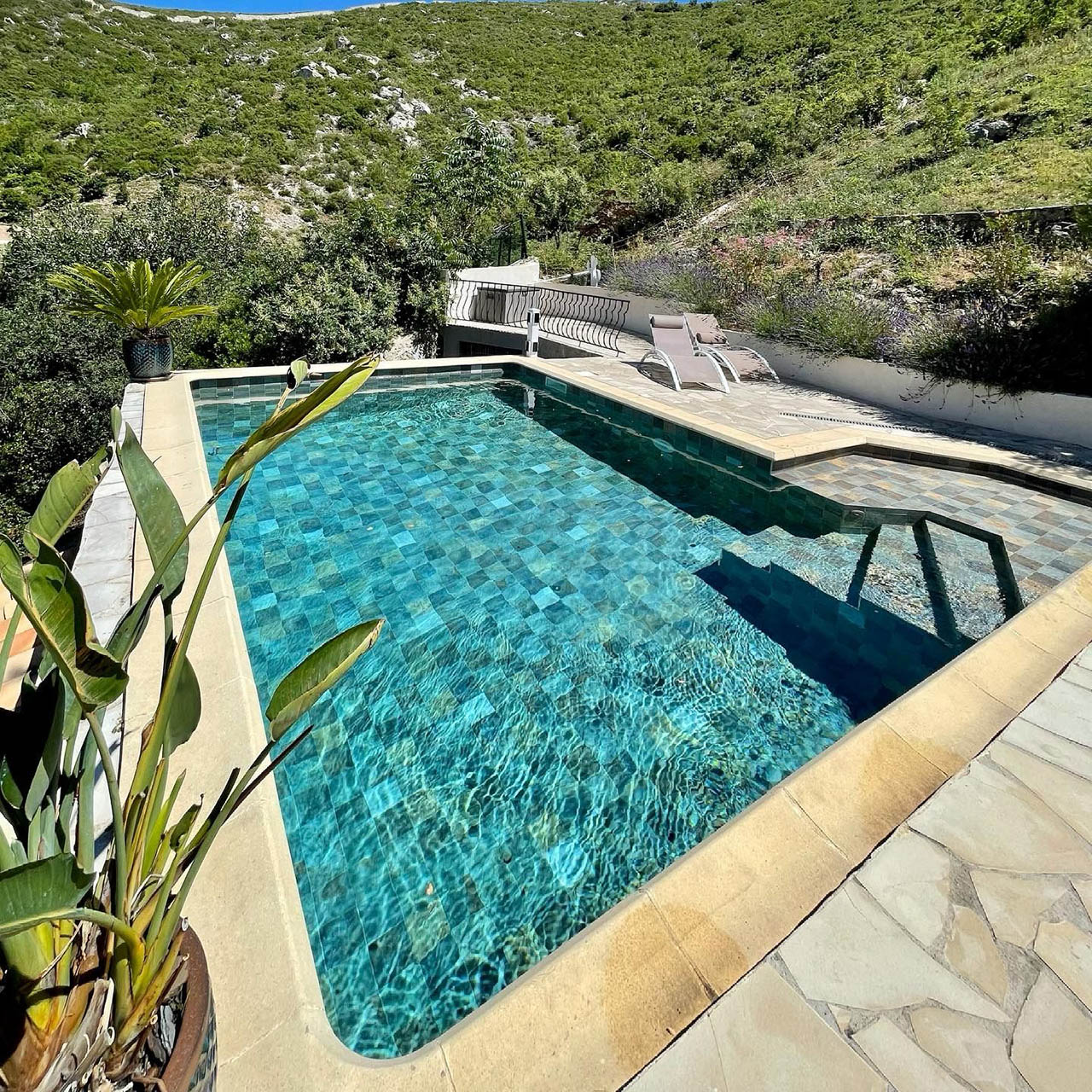 Carrelage grand format piscine